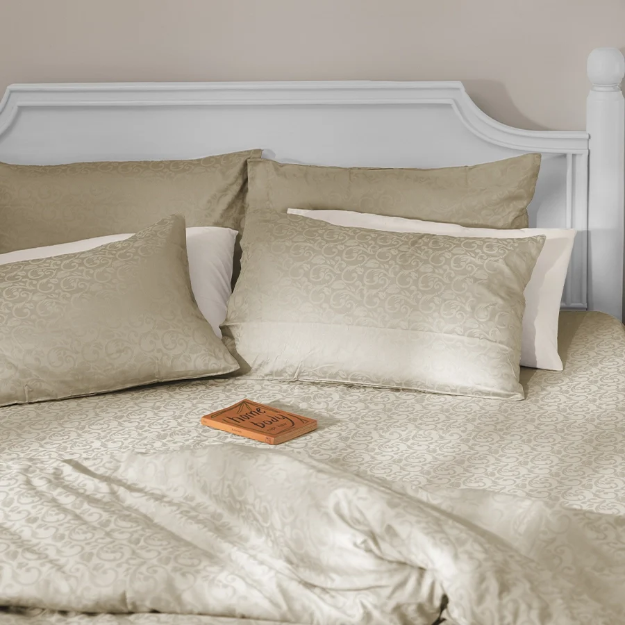 Bedsheet Set - Blooming Coral Jacquard - Image 26