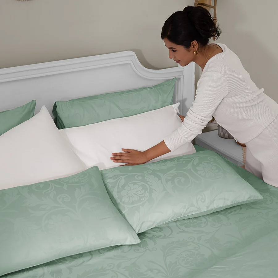 Flat Bedding Set - Bold Floral Jacquard - Complete Set - Image 35