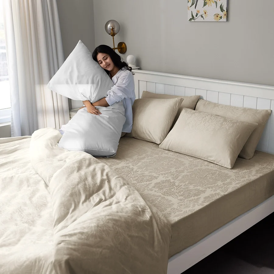 Bedsheet Set - Symmetrical Jacquard - Image 7